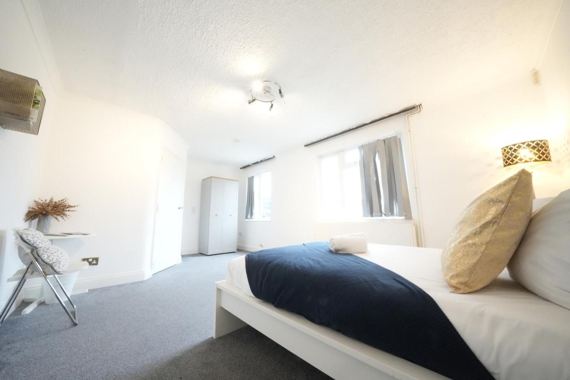 Airport Comfy Stay Harmondsworth Εξωτερικό φωτογραφία